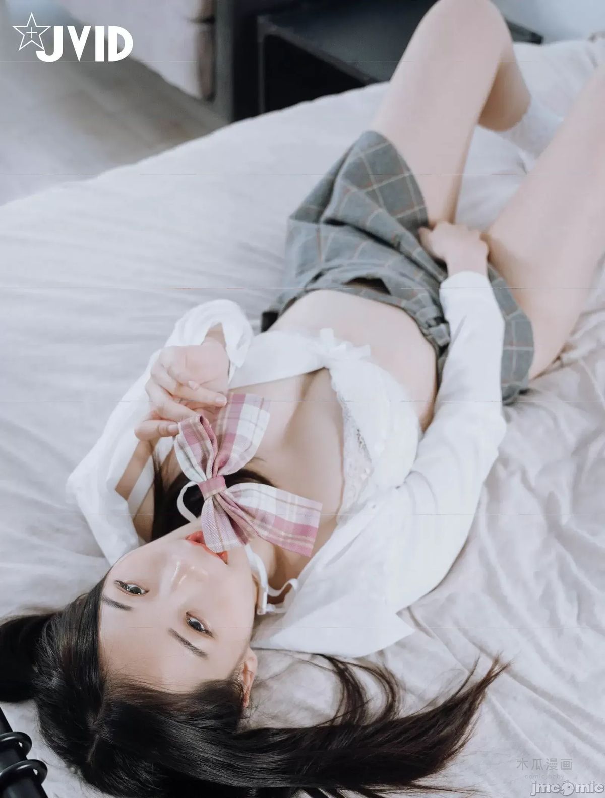 JVID – Juice Jiemi (婕咪) – Double ponytail uniform girl · Chapter 1 page 39