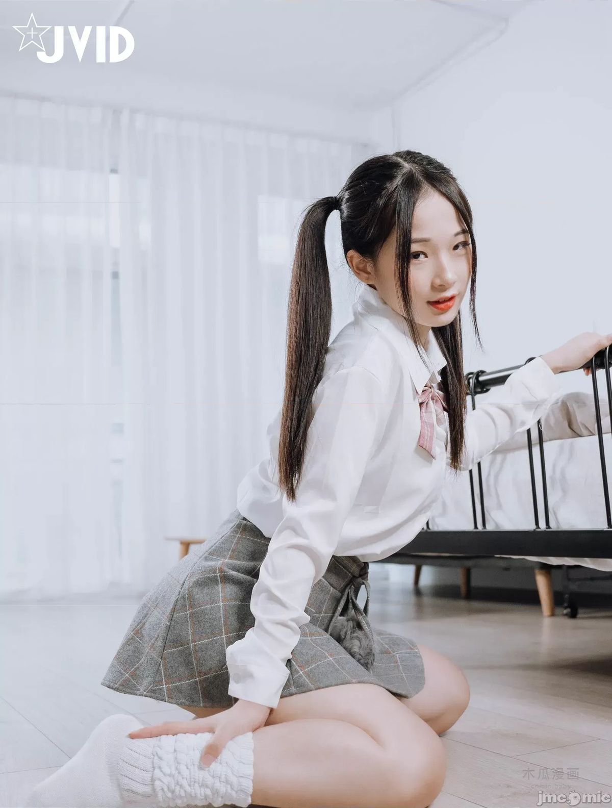 JVID – Juice Jiemi (婕咪) – Double ponytail uniform girl · Chapter 1 page 10